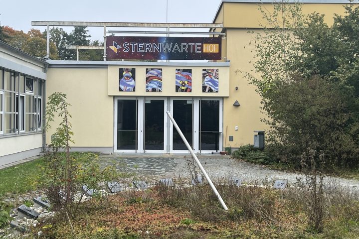 Einrichtung